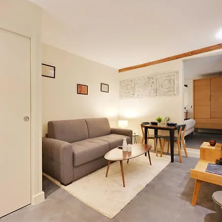 Charming - 1br- 4p- Arts Et Metiers *